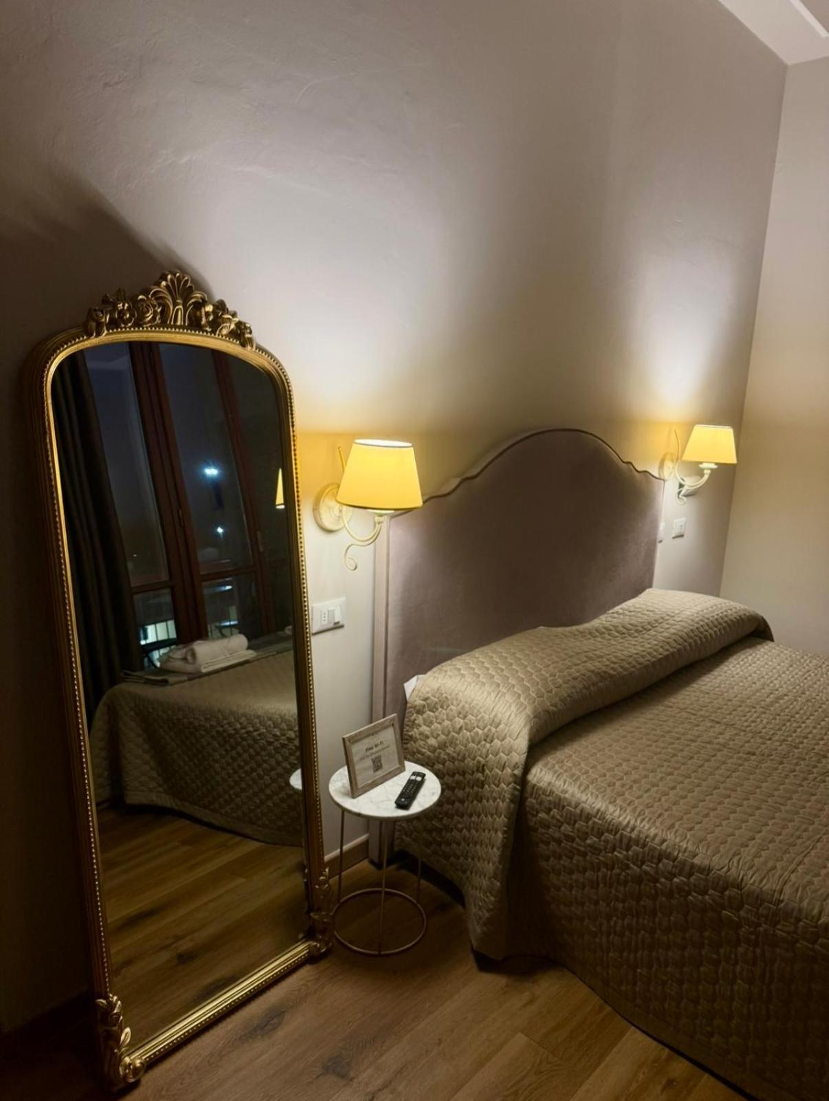 La Boutique By Rjgal B&B Firenze Eksteriør billede